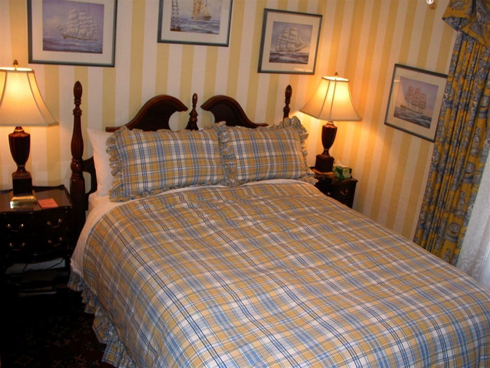Calgary Westways Guest House Екстер'єр фото